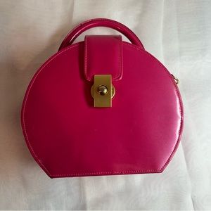 Pink bag, very nice… uk